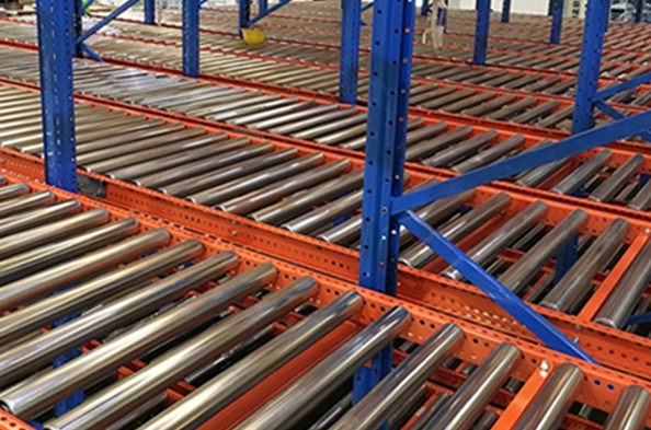 Our pallet flow racking system is well satisfied by a new customer